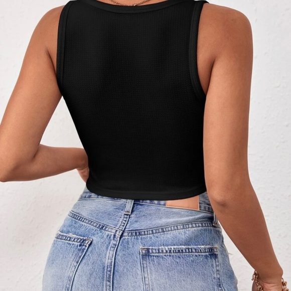 Solid Crop Tank Top *NEW* - Picture 2 of 7